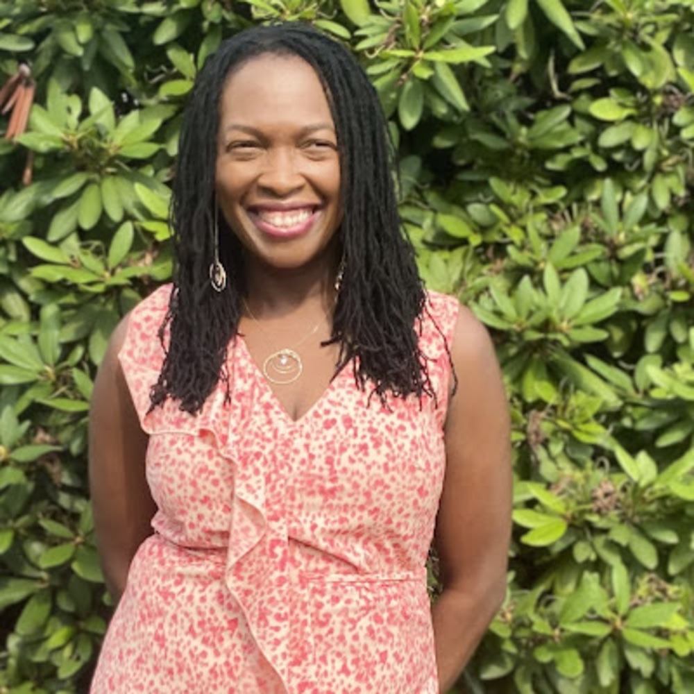 Meet your Posher, Monique